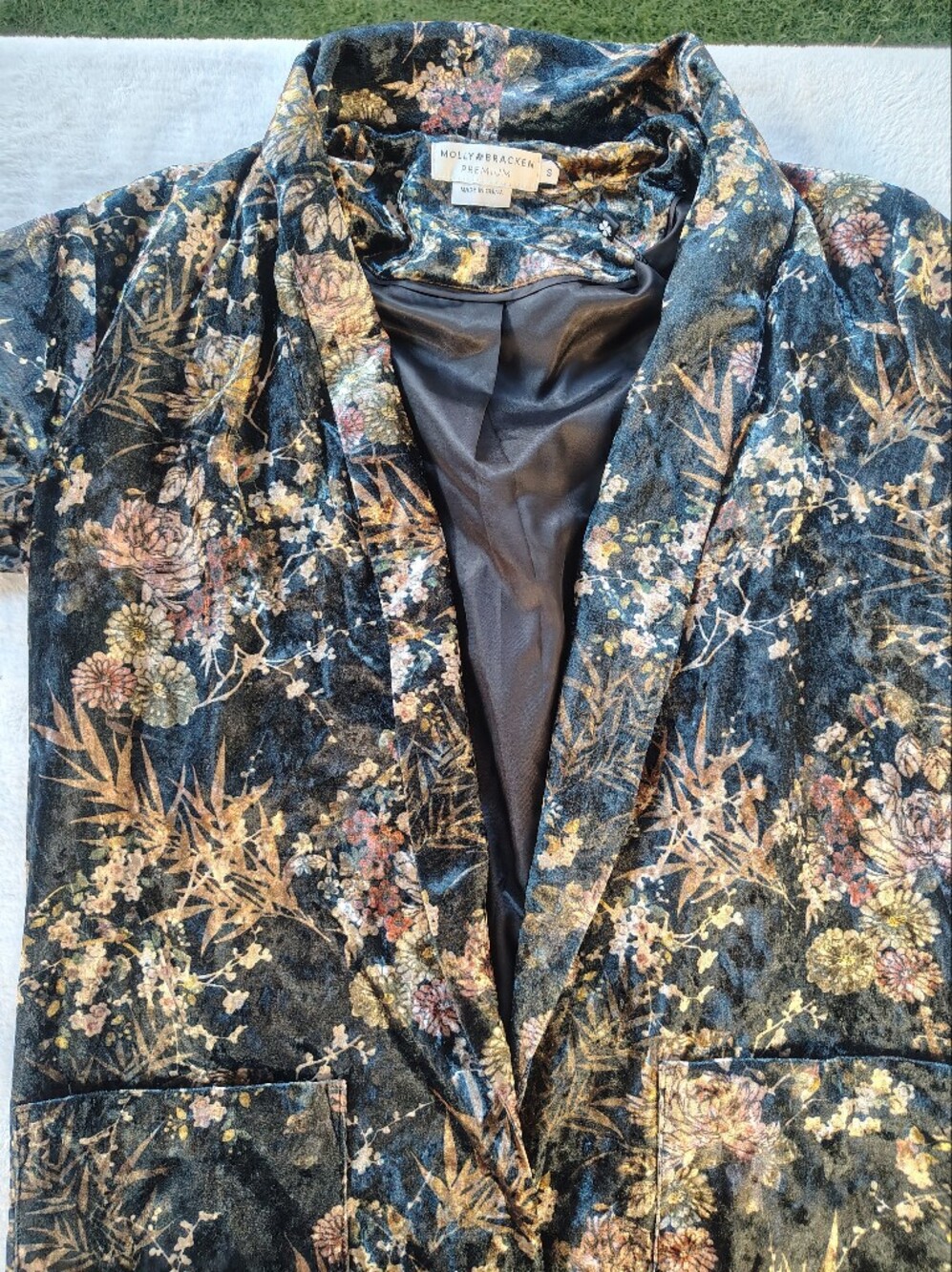 Molly Bracken Black Floral Velvet Blazer